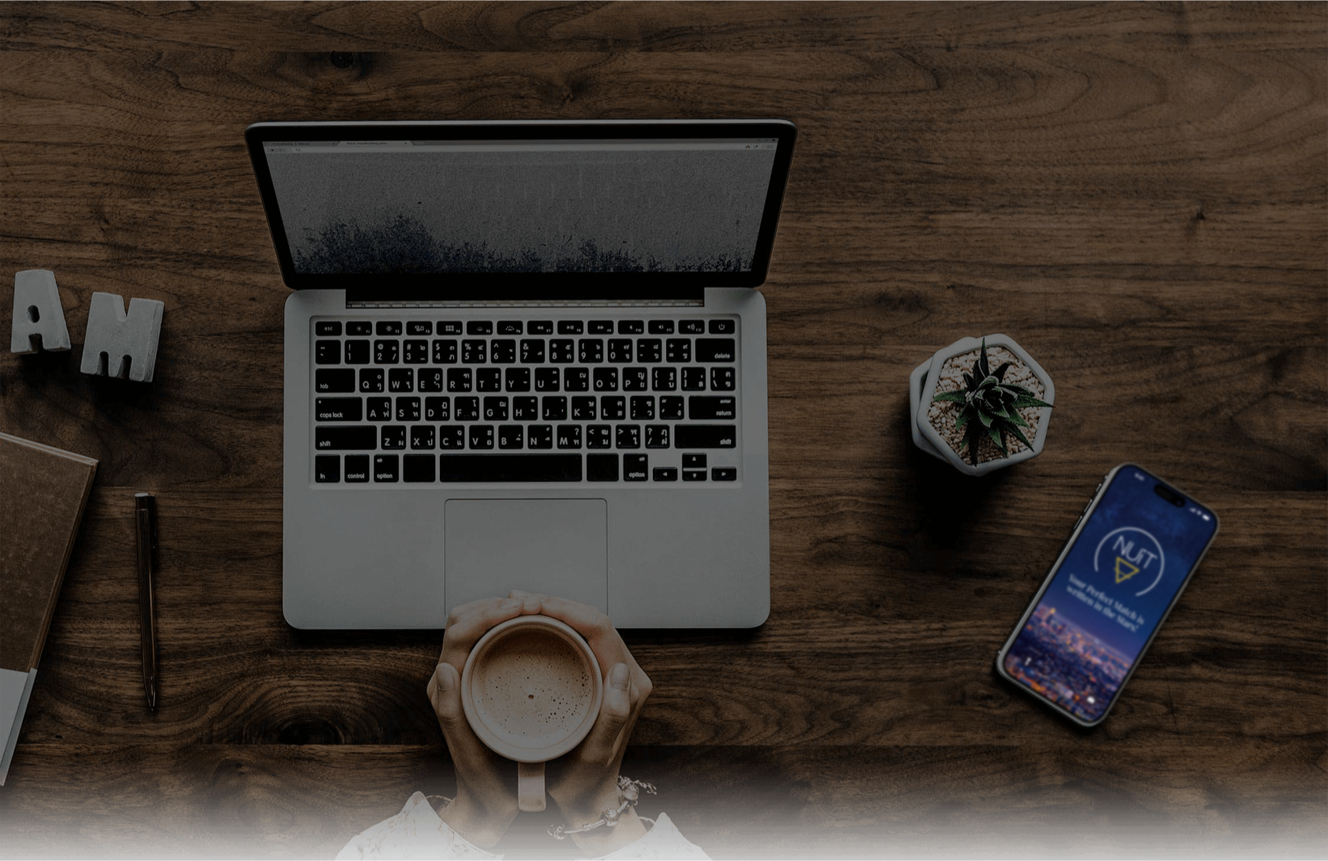 NUiT App Press background